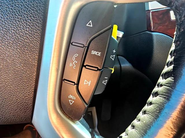 Photo of 2009 Black Cadillac Escalade