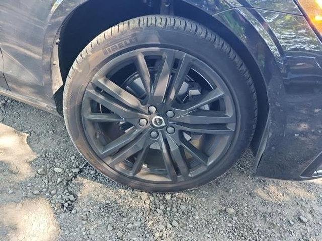 Photo of 2022 Onyx Black Metallic Volvo S60