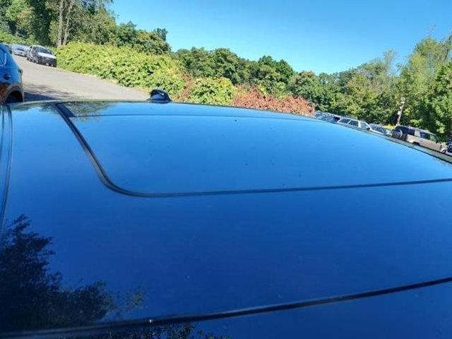 Photo of 2022 Onyx Black Metallic Volvo S60