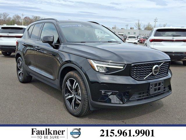2023 Volvo XC40