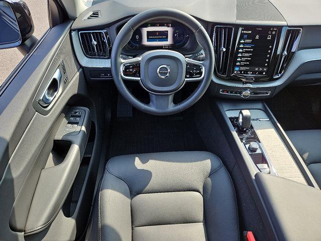 Photo of 2025 Onyx Black Metallic Volvo XC60 Plug-In Hybrid