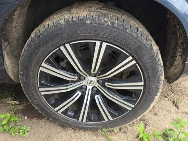 Photo of 2023 Denim Blue Metallic Volvo XC90