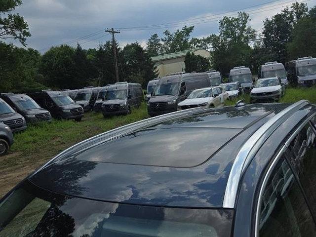 Photo of 2023 Denim Blue Metallic Volvo XC90