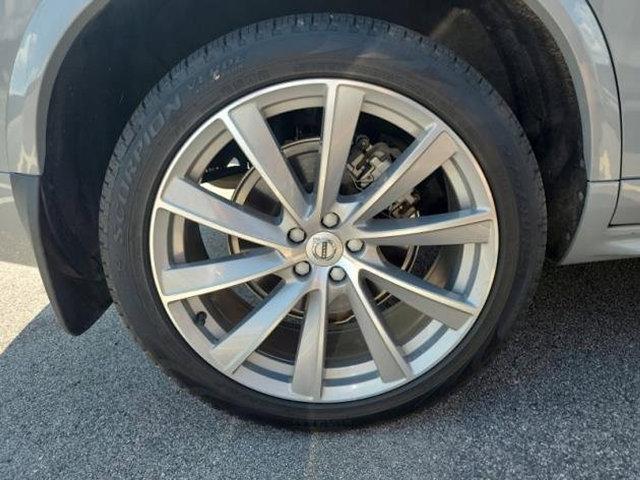 Photo of 2024 Metallic Volvo XC90