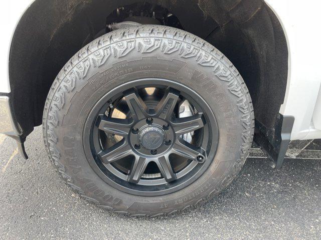 Photo of 2022 Summit White Chevrolet Silverado 1500