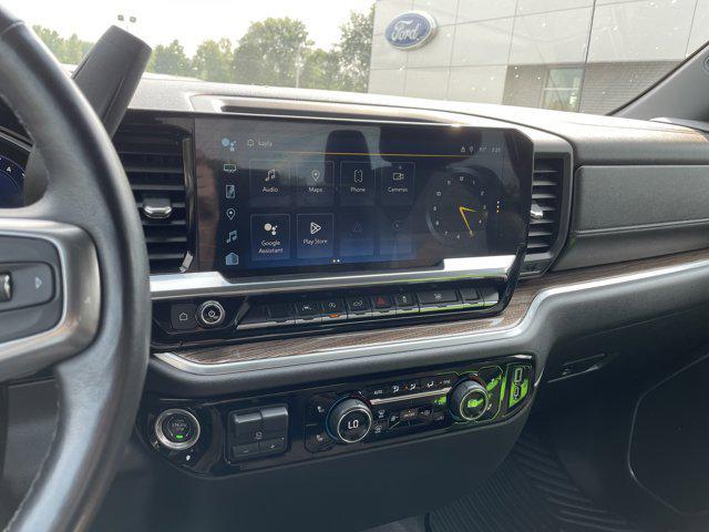 Photo of 2022 Summit White Chevrolet Silverado 1500