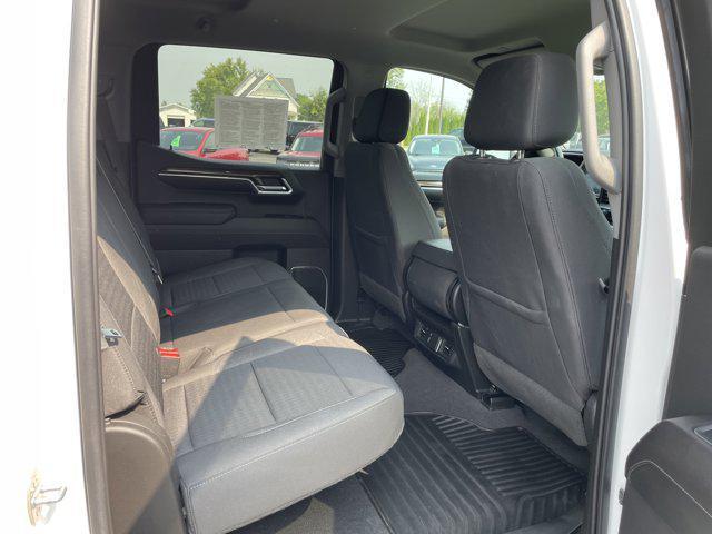 Photo of 2022 Summit White Chevrolet Silverado 1500
