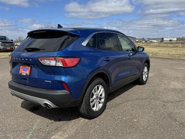 Photo of 2022 Atlas Blue Metallic Ford Escape