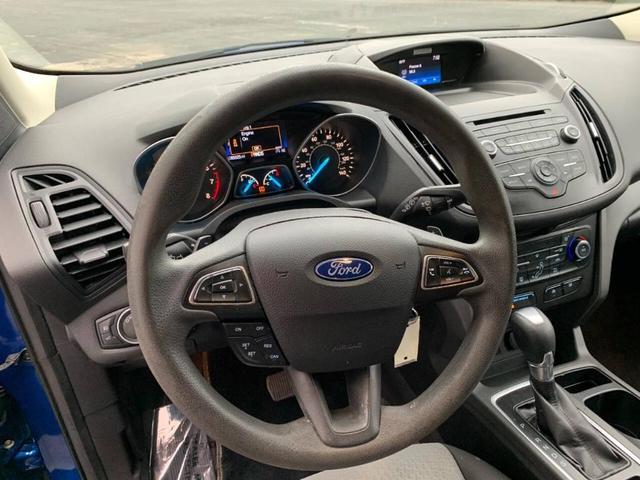 Photo of 2017 Lightning Blue Ford Escape