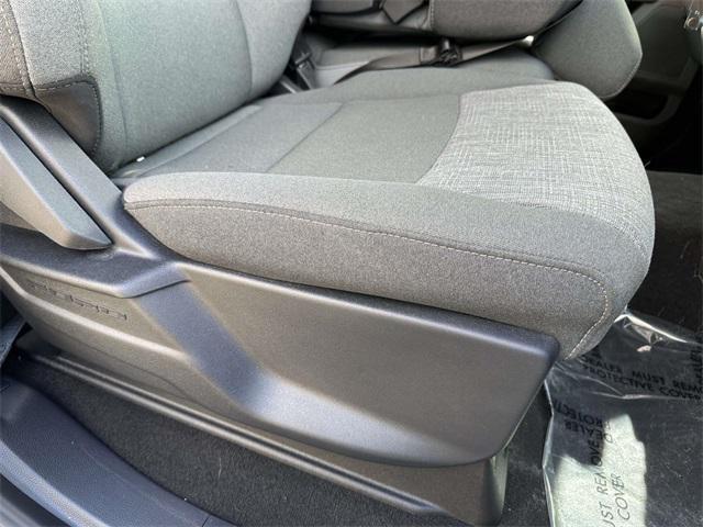 Photo of 2025 Oxford White Ford F-250