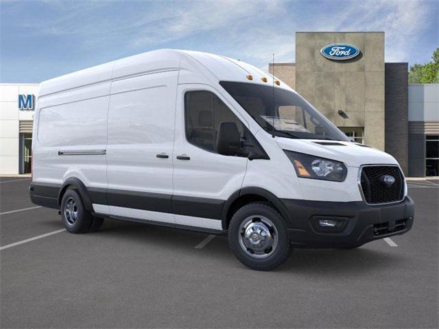 Photo of 2025 Oxford White Ford Transit-350