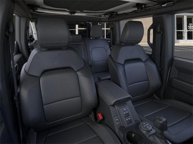 Photo of 2025 Oxford White Ford Bronco