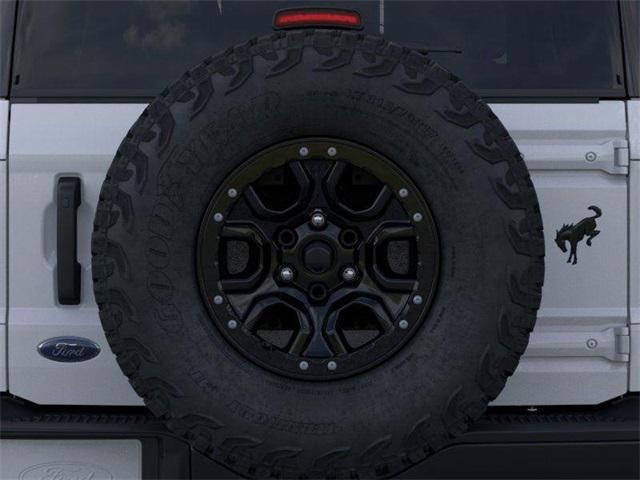 Photo of 2025 Oxford White Ford Bronco