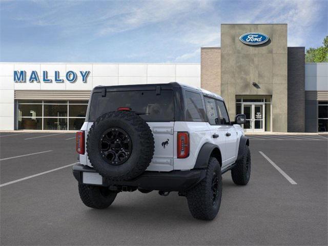 Photo of 2025 Oxford White Ford Bronco