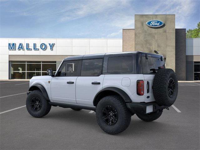 Photo of 2025 Oxford White Ford Bronco