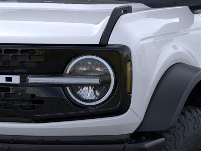 Photo of 2025 Oxford White Ford Bronco