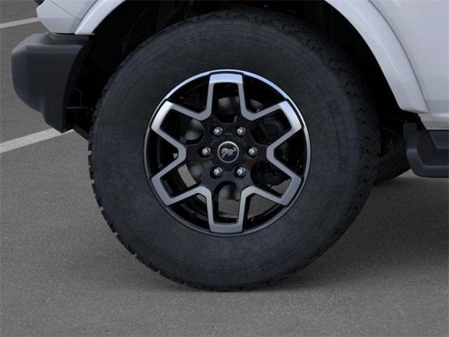 Photo of 2025 Oxford White Ford Bronco
