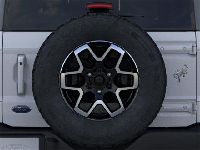 Photo of 2025 Oxford White Ford Bronco
