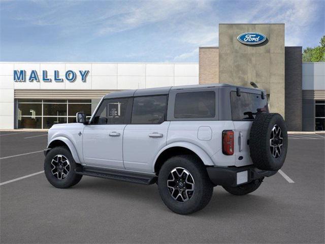 Photo of 2025 Oxford White Ford Bronco