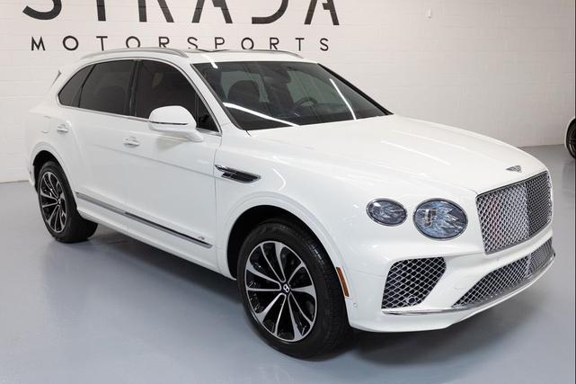 Photo of 2021 Glacier White Solid Bentley Bentayga