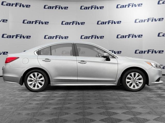 Photo of 2015 Ice Silver Metallic Subaru Legacy