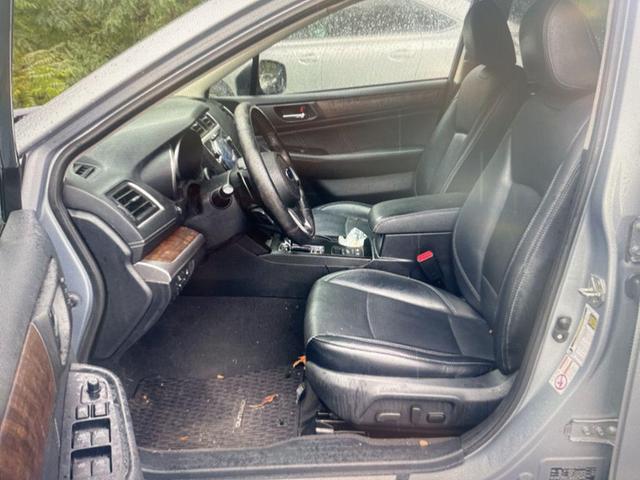 Photo of 2018 Ice Silver Metallic Subaru Outback
