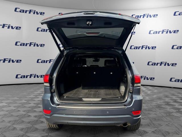 Photo of 2021 Slate Blue Pearlcoat Jeep Grand Cherokee