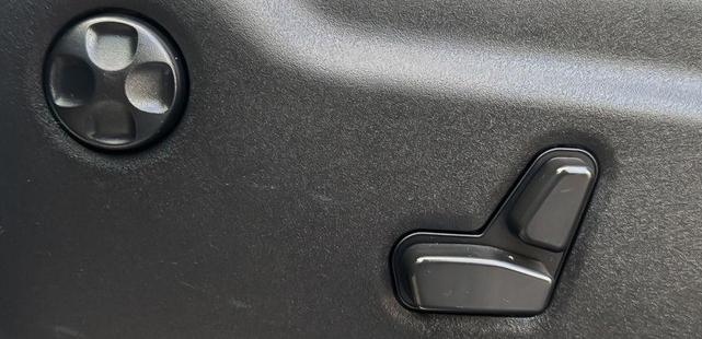 Photo of 2021 Slate Blue Pearlcoat Jeep Grand Cherokee