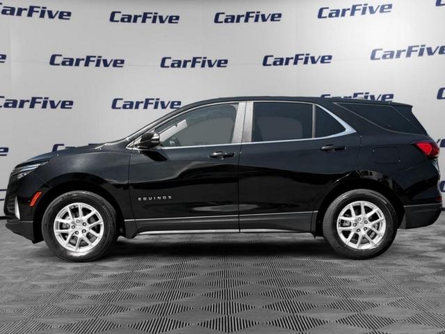 Photo of 2022 Mosaic Black Metallic Chevrolet Equinox