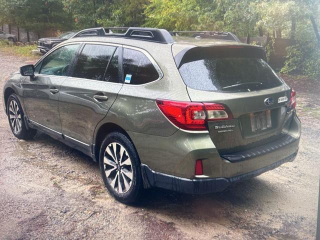 Photo of 2015 Wilderness Green Metallic Subaru Outback