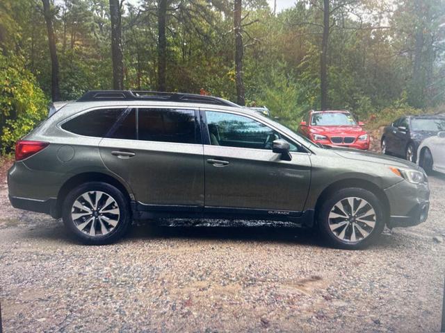 Photo of 2015 Wilderness Green Metallic Subaru Outback