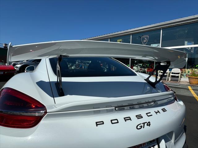 Photo of 2016 Carrara White Metallic Porsche Cayman
