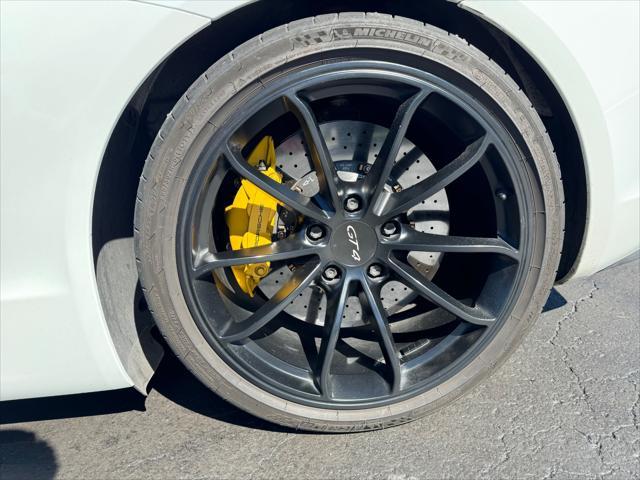 Photo of 2016 Carrara White Metallic Porsche Cayman