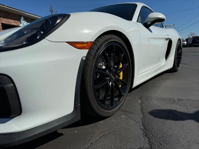 Photo of 2016 Carrara White Metallic Porsche Cayman