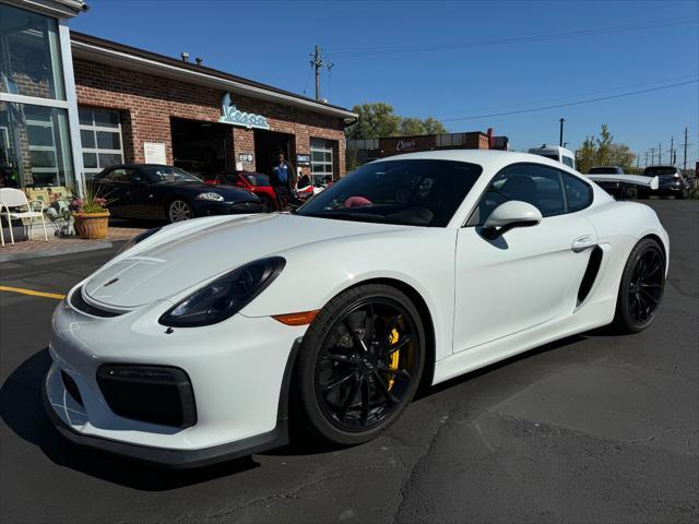 Photo of 2016 Carrara White Metallic Porsche Cayman