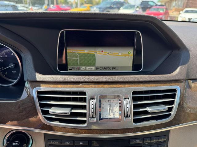 Photo of 2014 Lunar Blue Metallic Mercedes-Benz E-Class
