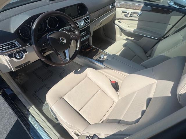 Photo of 2014 Lunar Blue Metallic Mercedes-Benz E-Class
