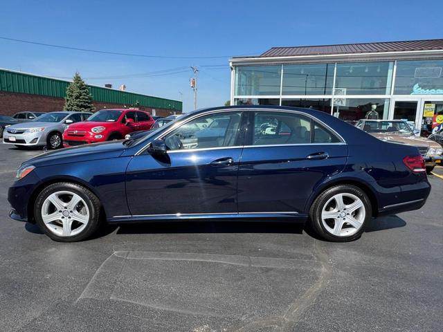 Photo of 2014 Lunar Blue Metallic Mercedes-Benz E-Class