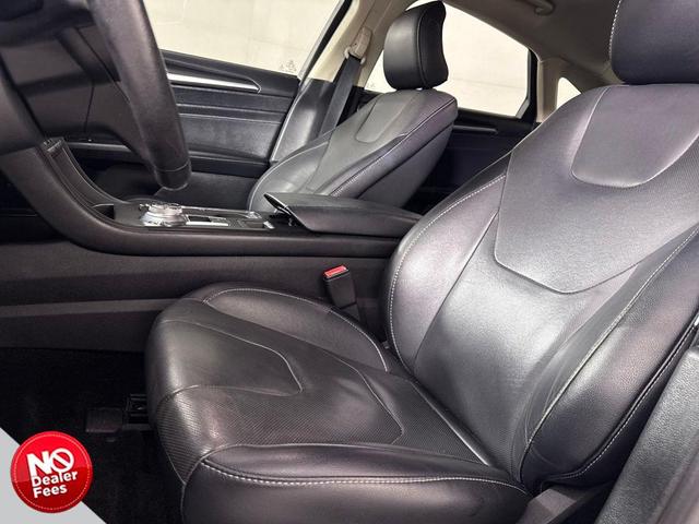 Photo of 2017 Lightning Blue Ford Fusion