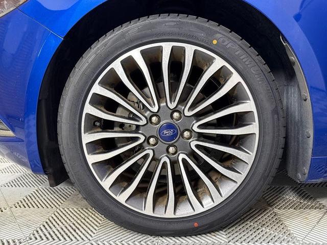 Photo of 2017 Lightning Blue Ford Fusion