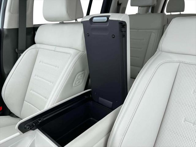 Photo of 2025 Ecotronic Gray Matte Hyundai SANTA FE HEV