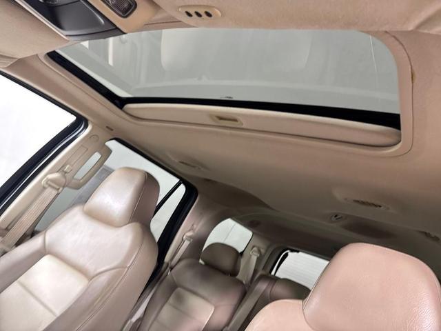 Photo of 2003 Black Clearcoat Ford Expedition