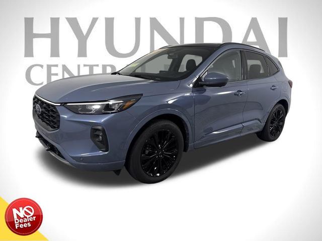 Photo of 2024 Vapor Blue Metallic Ford Escape