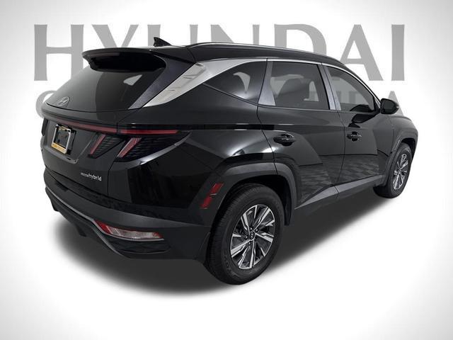 Photo of 2023 Phantom Black Hyundai TUCSON Hybrid