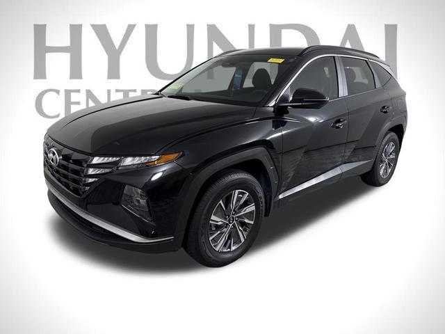 Photo of 2023 Phantom Black Hyundai TUCSON Hybrid