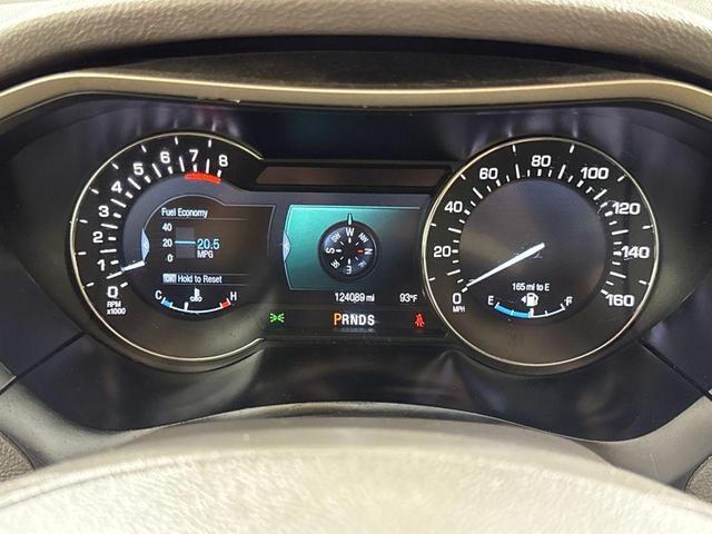 Photo of 2013 White Platinum Metallic Tri-Coat Lincoln MKZ