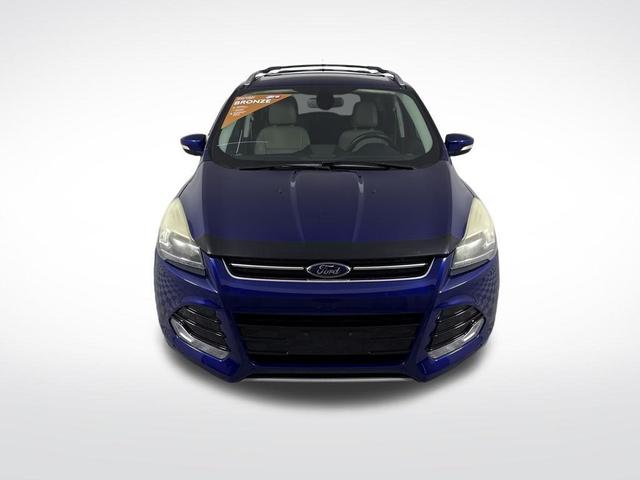 Photo of 2016 Blue Ford Escape