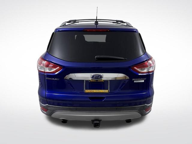 Photo of 2016 Blue Ford Escape