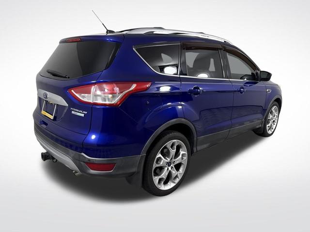 Photo of 2016 Blue Ford Escape