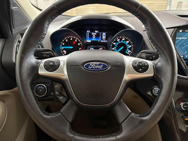 Photo of 2016 Blue Ford Escape